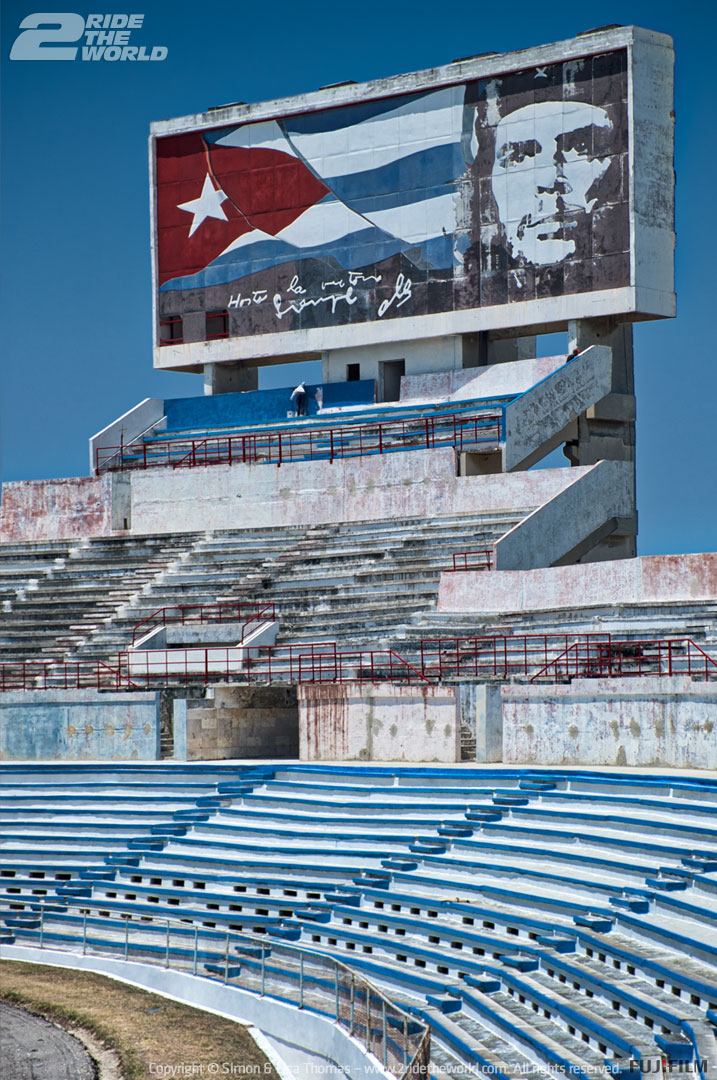 stadium che mural